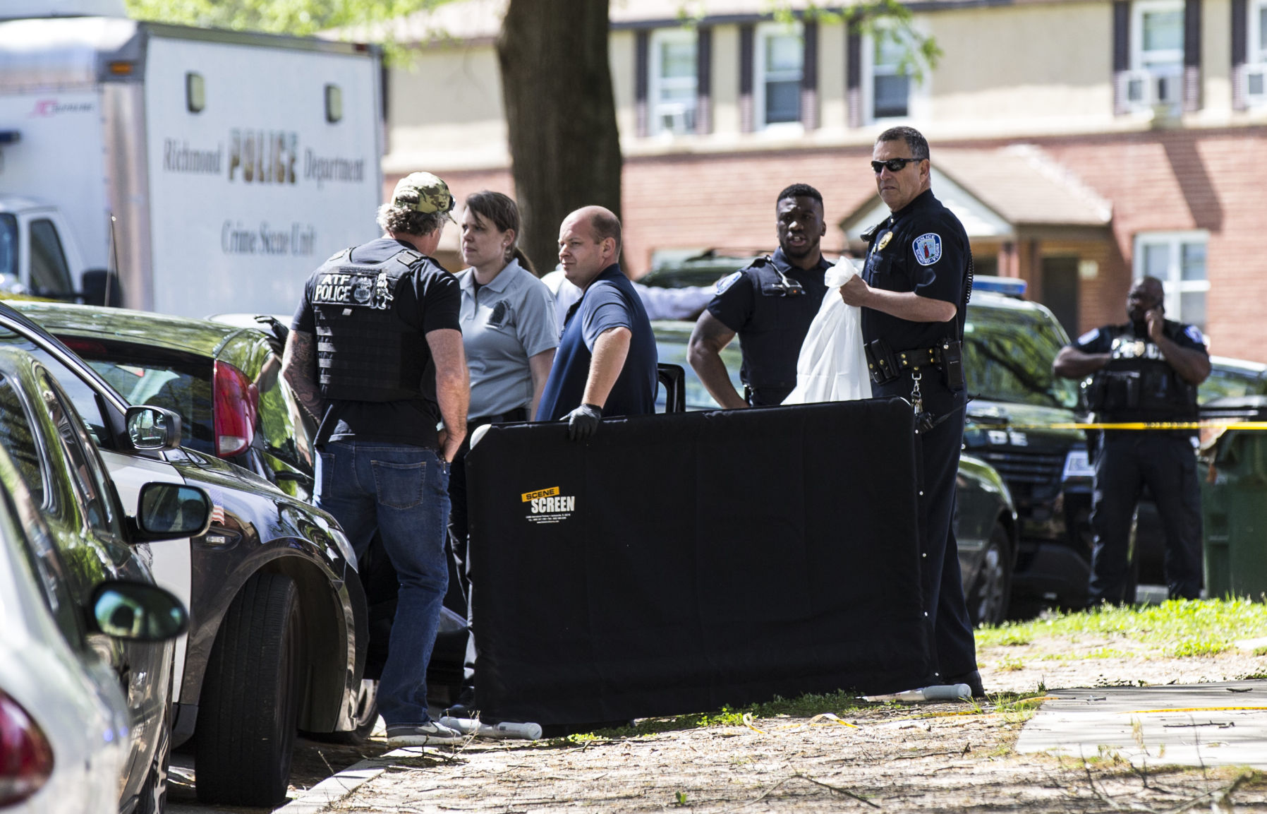 Shooting in Hillside Court